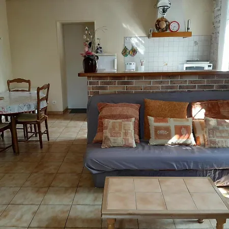Holiday home Maison Avec Jardin, Cheminee Et Proche Activites, Ideale Famille - Animaux Acceptes - Fr-1-653-198