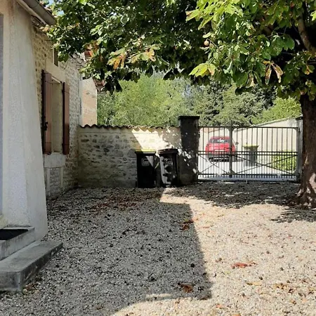 Maison Avec Jardin, Cheminee Et Proche Activites, Ideale Famille - Animaux Acceptes - Fr-1-653-198 Vakantiehuis