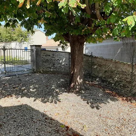 Maison Avec Jardin, Cheminee Et Proche Activites, Ideale Famille - Animaux Acceptes - Fr-1-653-198 Vakantiehuis Champniers (Charente)